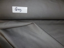 Load image into Gallery viewer, Dress Weight Linens.