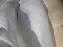 Load image into Gallery viewer, Very Fine  Linens