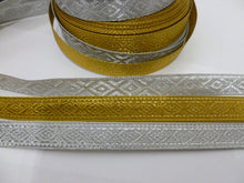 Load image into Gallery viewer, Diamond Braids