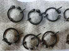 Load image into Gallery viewer, Puttee Fasteners